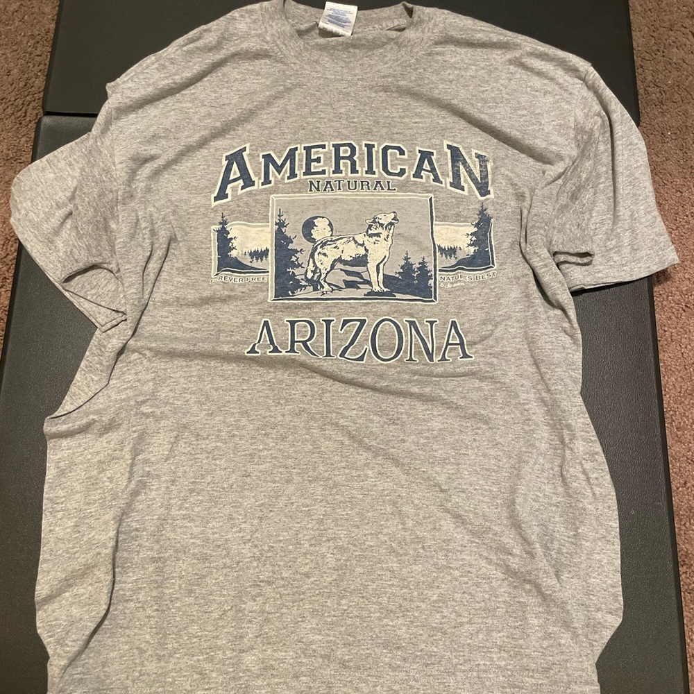 Gray Vintage gildan arizone shirt